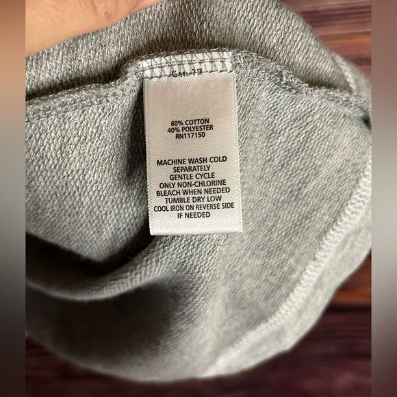 Quacker Factory “wear it with a smile” Gray Lightweight Vest - Picture 8 of 12